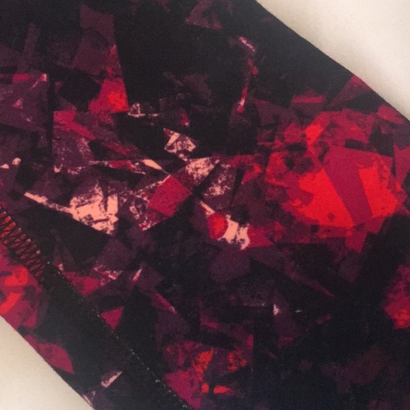 Old navy workout leggings - Picture 2 of 4